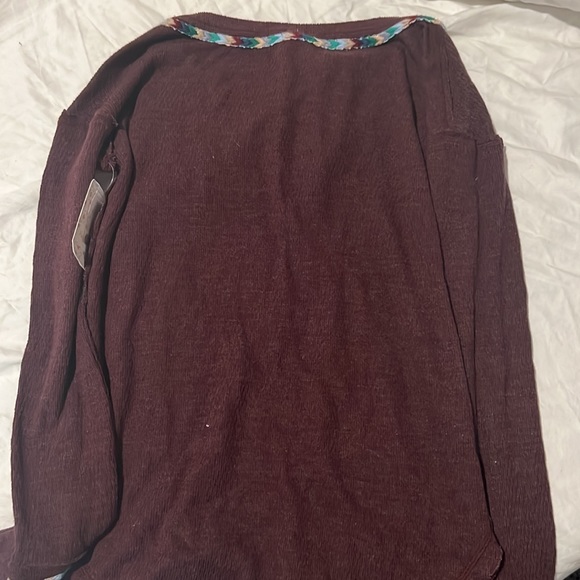 We the free wine top long sleeve size small - Picture 3 of 3